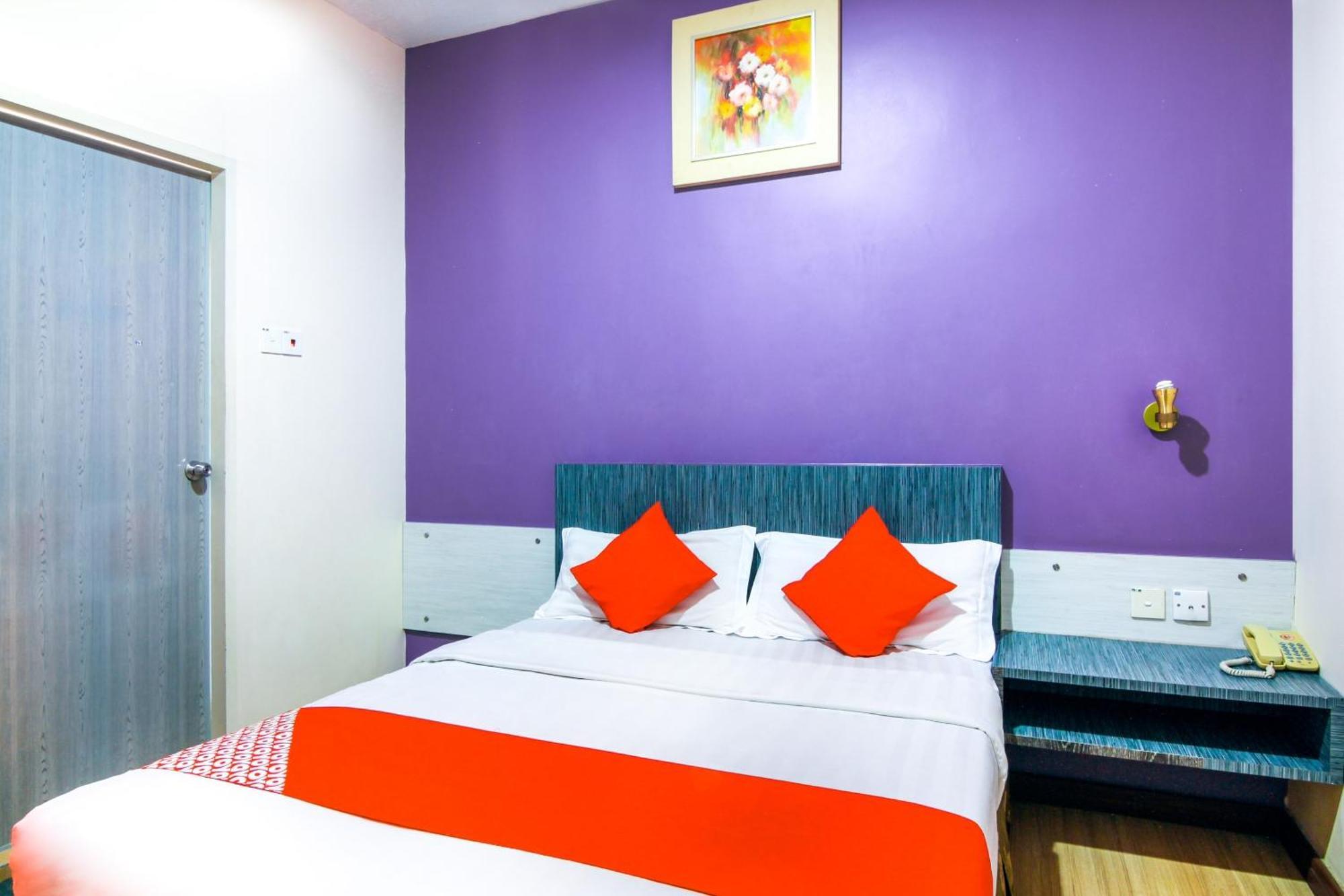 Super Oyo 43930 Hotel Esplanade Sandakan Luaran gambar