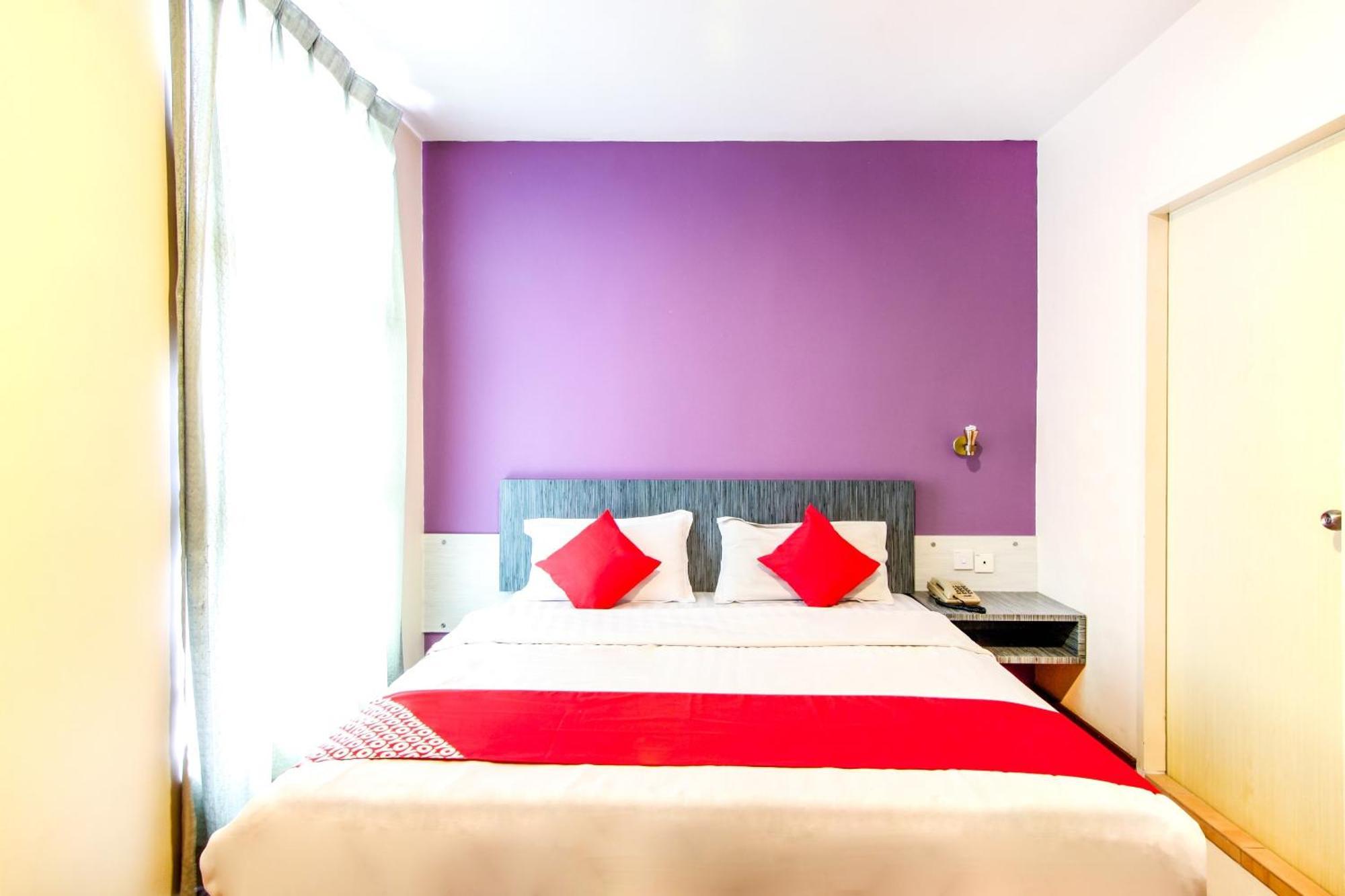Super Oyo 43930 Hotel Esplanade Sandakan Luaran gambar