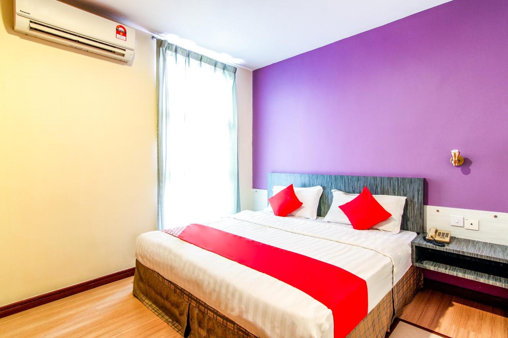 Super Oyo 43930 Hotel Esplanade Sandakan Luaran gambar