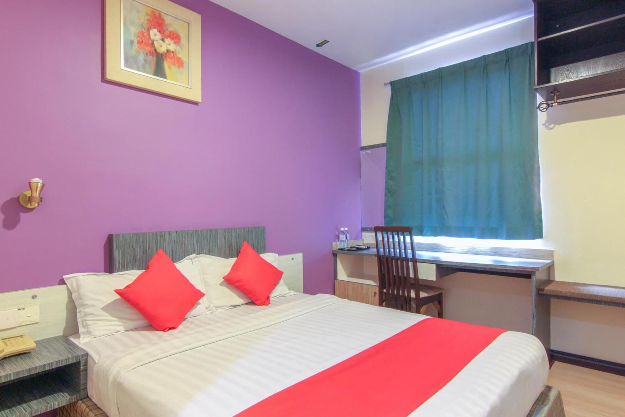 Super Oyo 43930 Hotel Esplanade Sandakan Luaran gambar